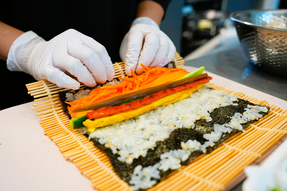 เรียนทำข้าวห่อสาหร่าย